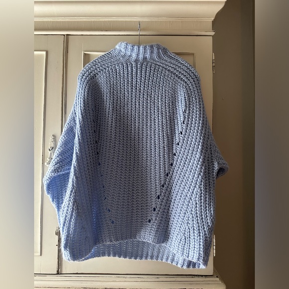NWOT Mock Neck Oversized Knit - Picture 2 of 3